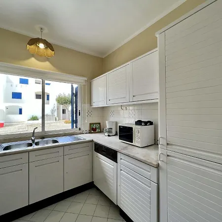 Appartement Sunset With Pool By Homing *